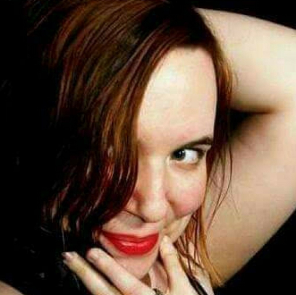 Meet your Posher, Esther